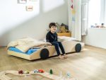 Kinderbed DRIFTY in de vorm van een sportwagen van massief hout